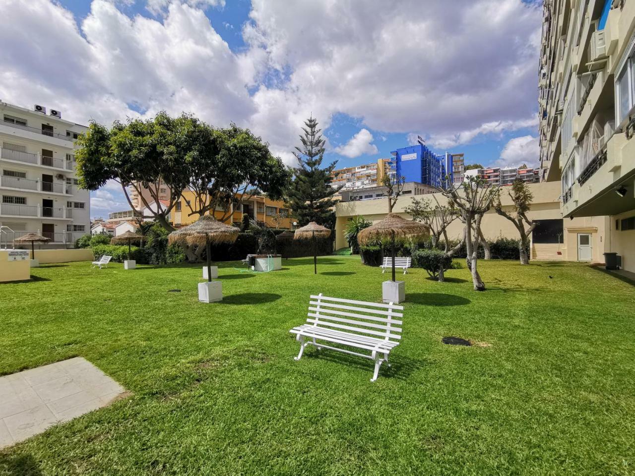 Apartamento Carihuela Торремолинос Экстерьер фото
